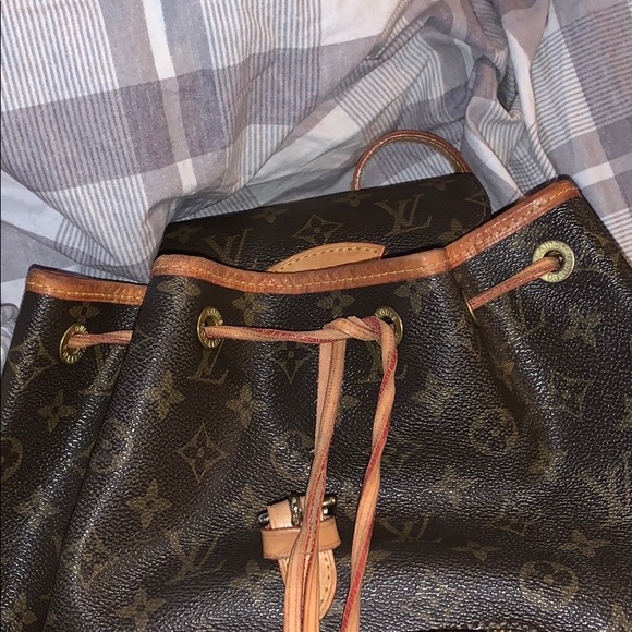 Used Louis Vuitton backpack - Picture 7 of 8